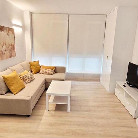 Cozy White Home In Getxo ภายนอก รูปภาพ