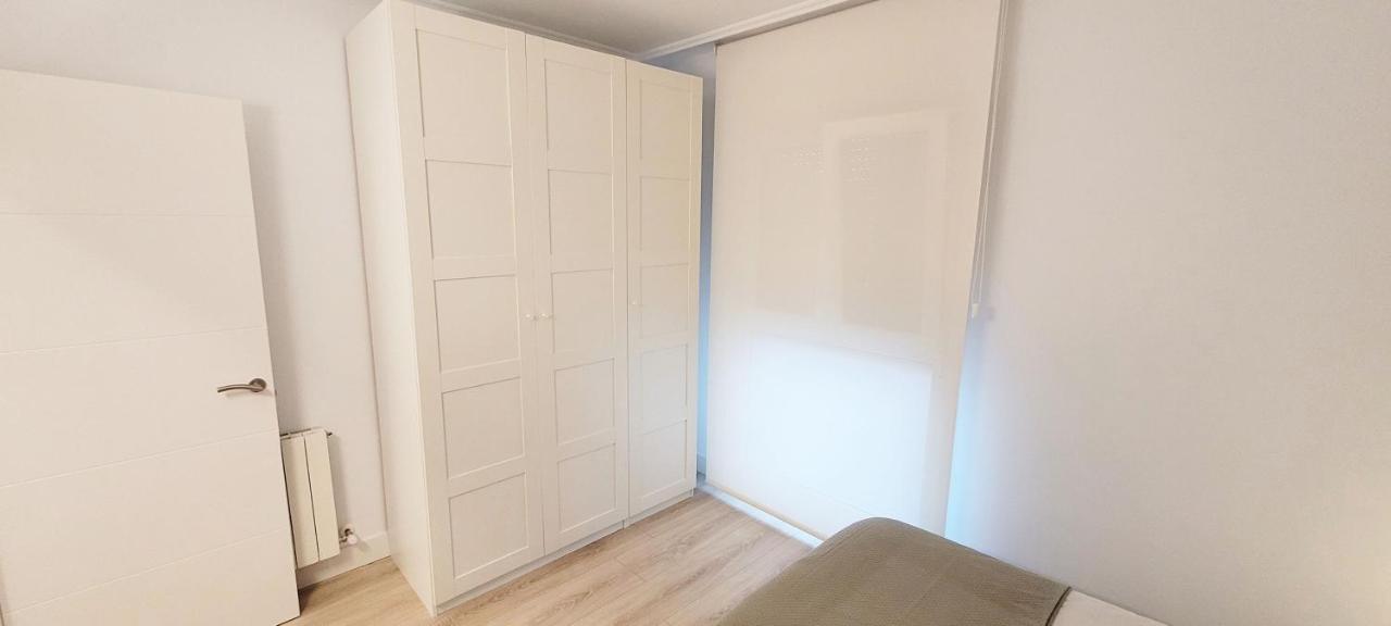 Cozy White Home In Getxo ภายนอก รูปภาพ