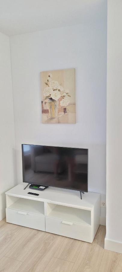 Cozy White Home In Getxo ภายนอก รูปภาพ